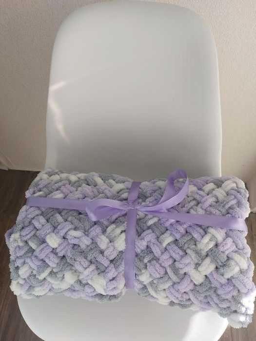 Ръчно плетено одеяло