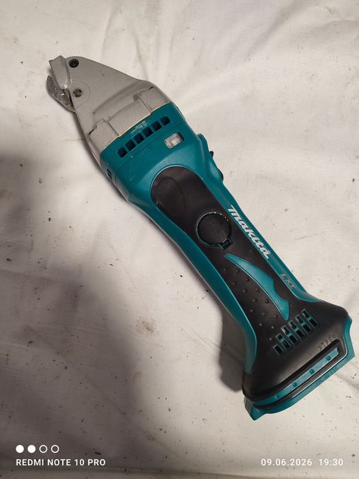 Foarfeca tabla dreapta dsj161 Makita