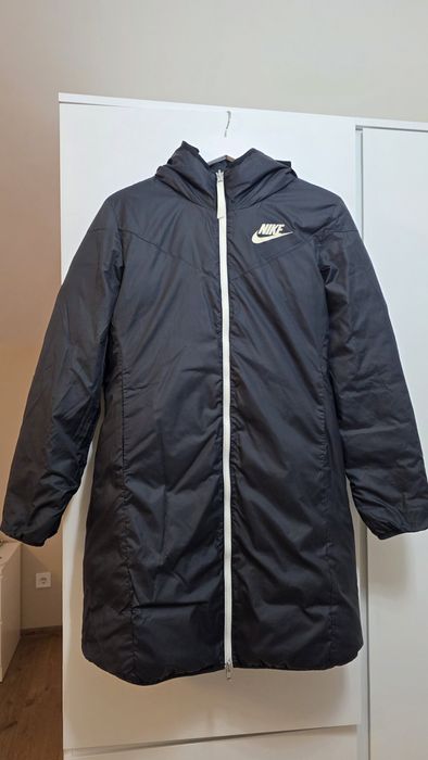 Якета и елек Nike