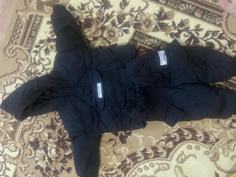 Отдам по 2000тыс комбенизон80р двойка весенняя утепленная 90р куртка3г