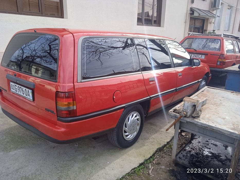 Opel Amega A sotiladi