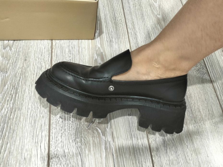 Продам женские лоферы