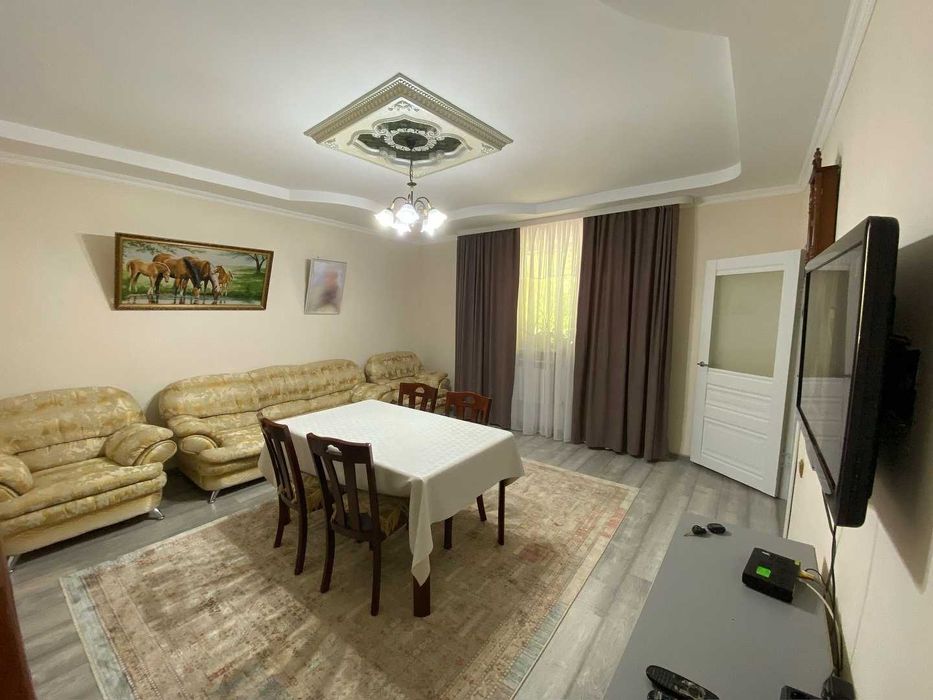 Продаётся уютный коттедж 12 мкр