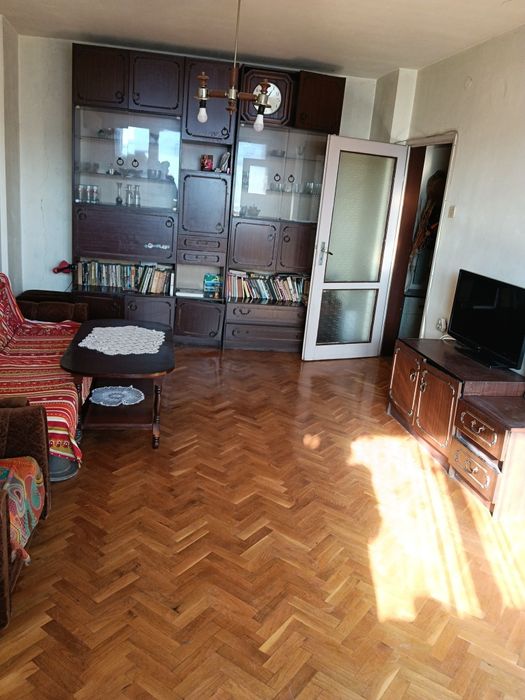 Тристаен апартамент