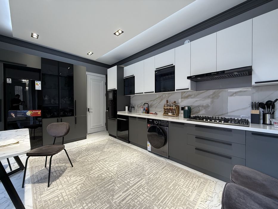 Продажа участка с обстановокой Циолковская 2,6 сотки с двумя дворикоми