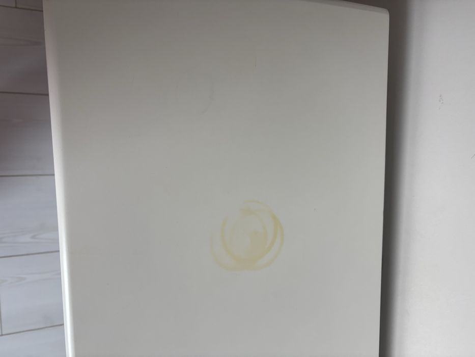 Măsuță de toaletă tip consolă, fină și elegantă