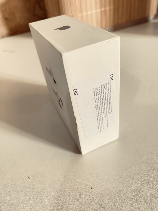 Airpods 4 купила месяц назад