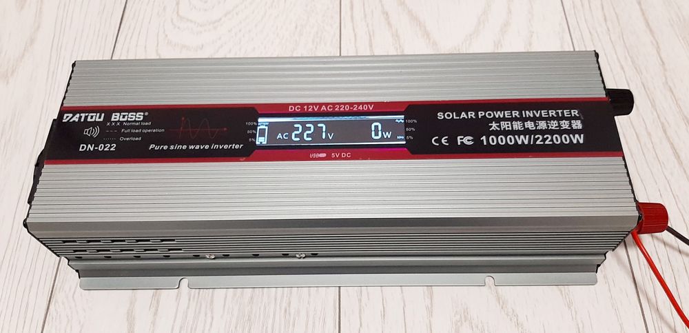 Invertor DATOU BOSS 12/220 V