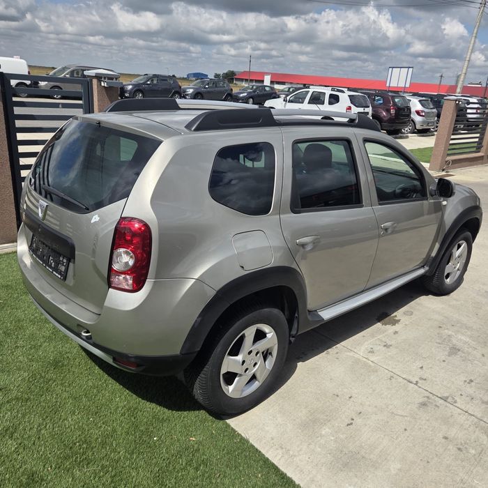 Duster 4x4 ! 1,6 Benzina ! 5200€