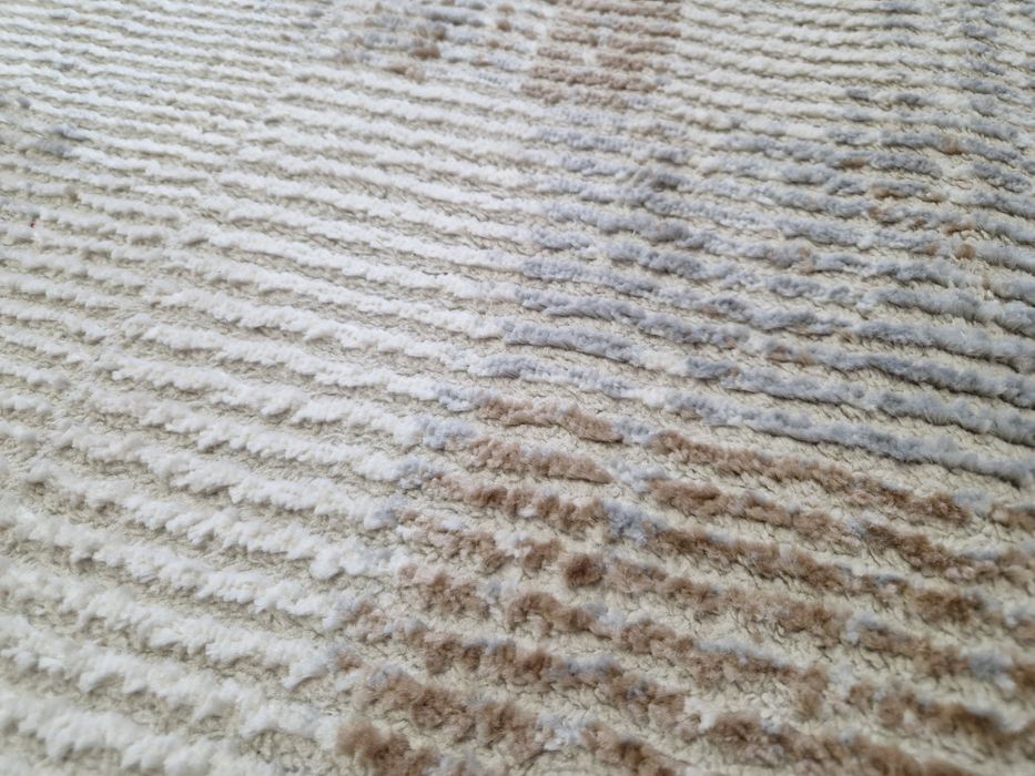 Продам ковёр 2,5м /2, 8м