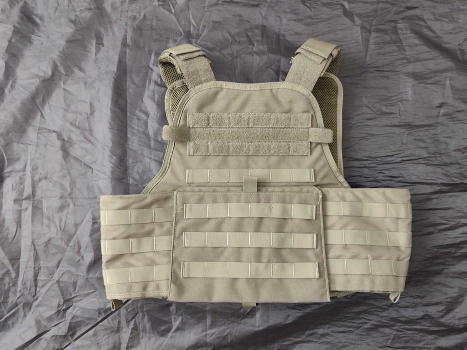 AIRSOFT ЕЪРСОФТ ЕКИПИРОВКА (Plate Carrier, джобове и аксесоари)