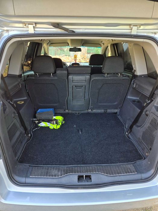 Opel zafira B 1.6 benzina