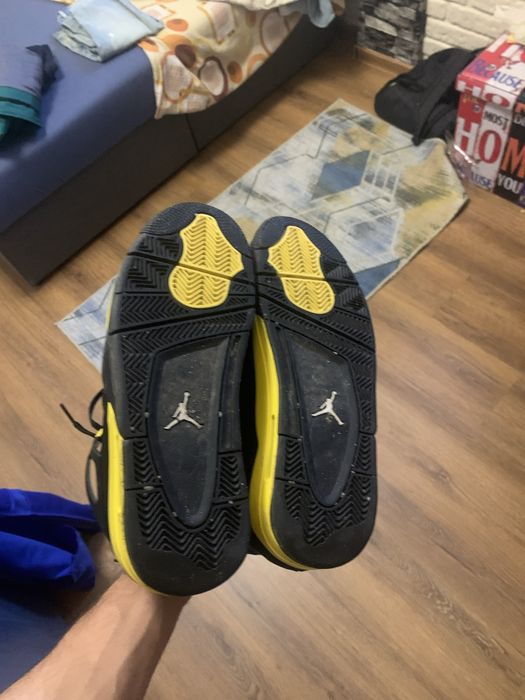 Jordan 4.