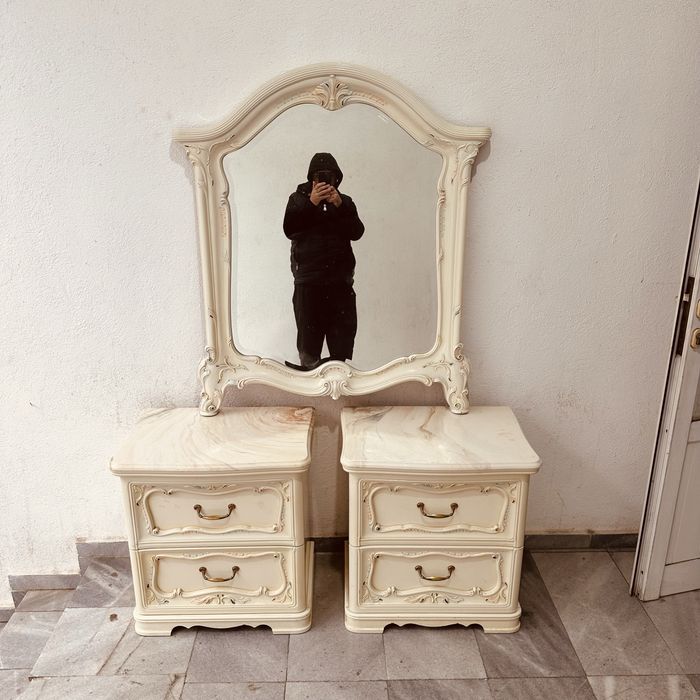 Италианско класическо огледало + 2 нощни шкафчета