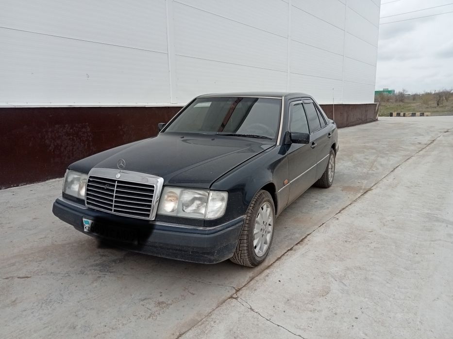 Продам Мерседес 124