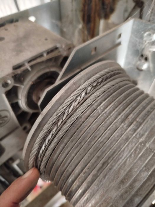 Întreținere, reparații uși de garaj, secționale și automatizări porți