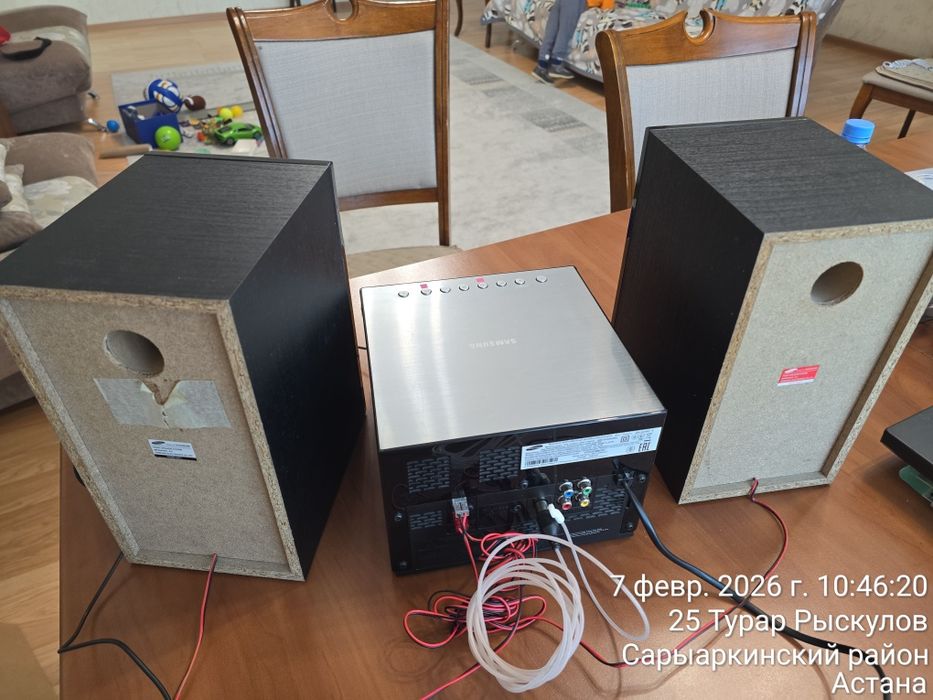 Мини музыкальный центр Samsung с блютуз