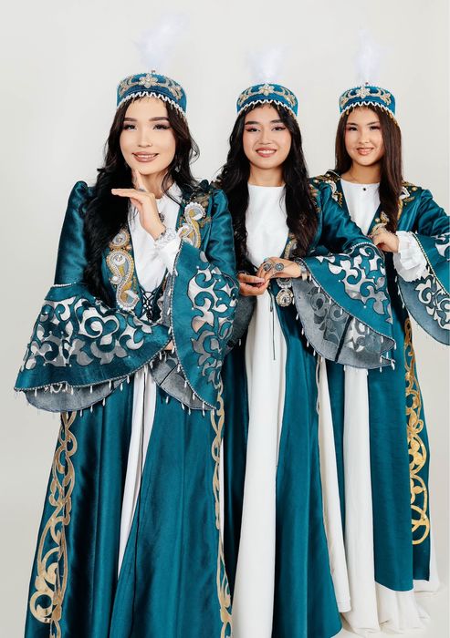 Г Астана Трио певцы