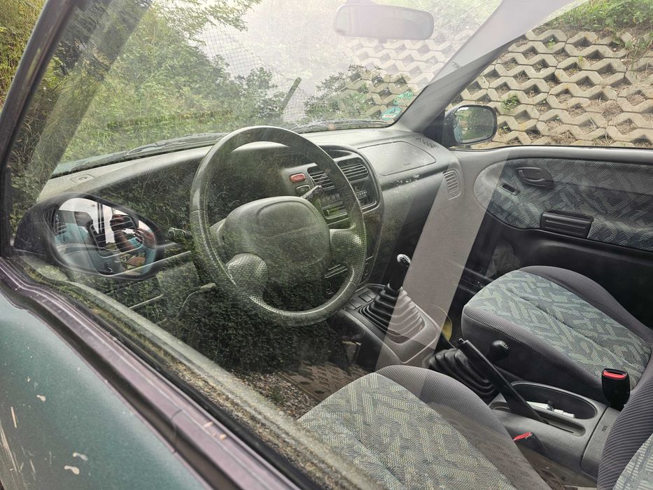 Suzuki Grand Vitara offroad