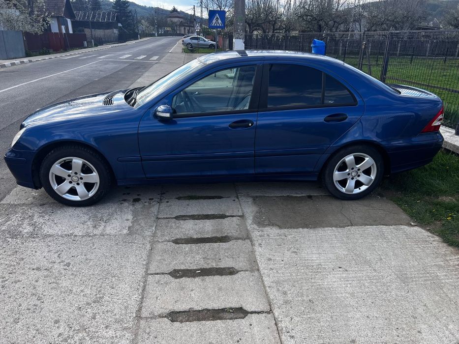 Mercedes c 180 compresor