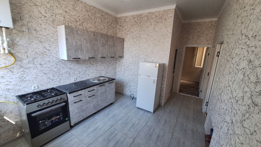 Продается квартира яшнабот ул м.ашрафи рисивий завод3ком 5