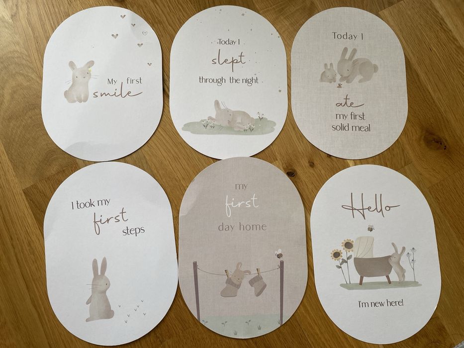 Карти за отброяване на месечинки на бебе на Little Dutch