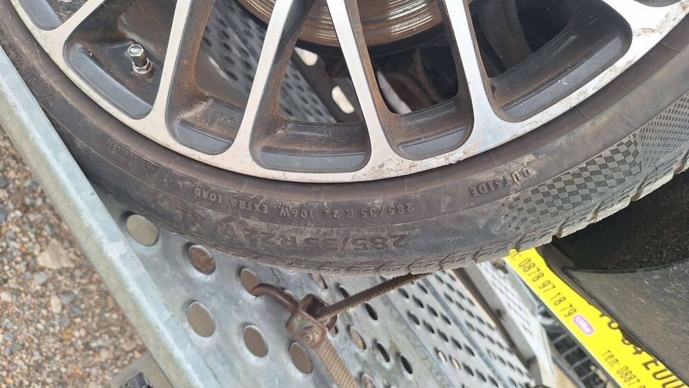 Audi Q7 4 2 TDI V8  ,326 к.с ,20 броя на части.