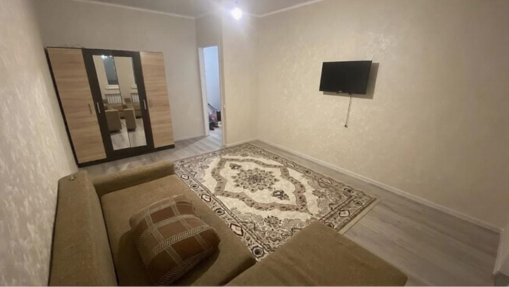 Срочно продам квартиру микрорайон Аэропорт!!