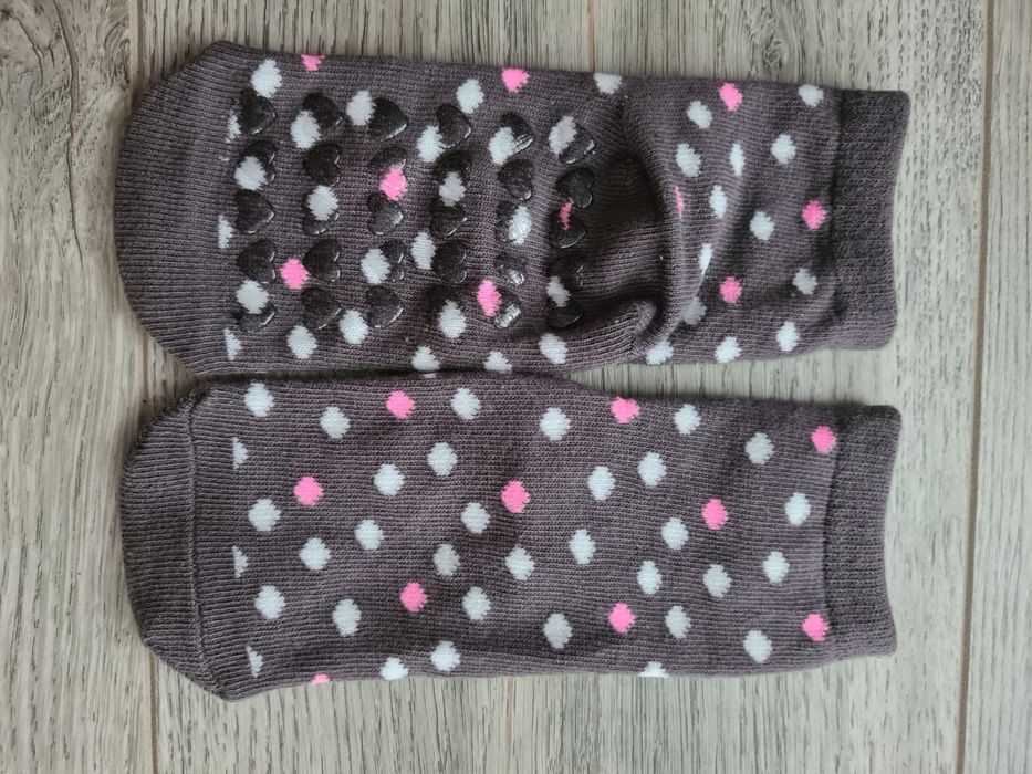 5 perechi sosete cu pisici, NOI, SMYK, antiderapante, 2-3 ani, 22-24