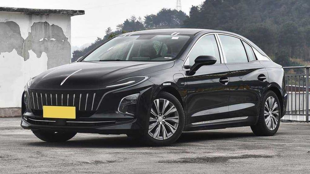 Hongqie E-QM5 450km Naxt va Xalol Nasyaga