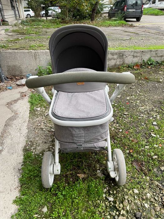 Бебешка количка Lorelli Luna 2-в-1 + кош за кола и зимно термочувалче