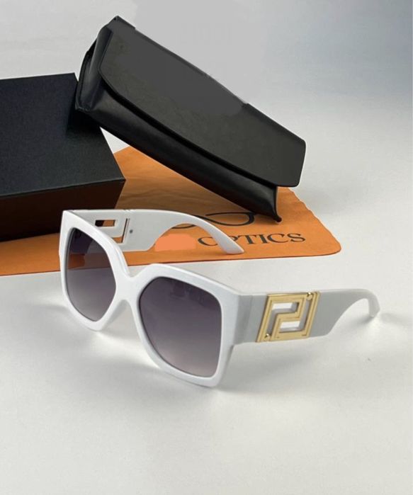 Солнцезащитные очки полароид