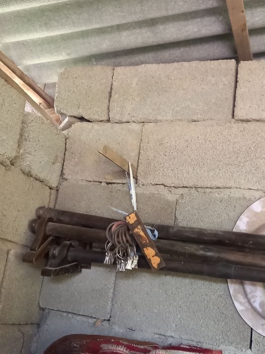 Карнизы ағаштан жасалған