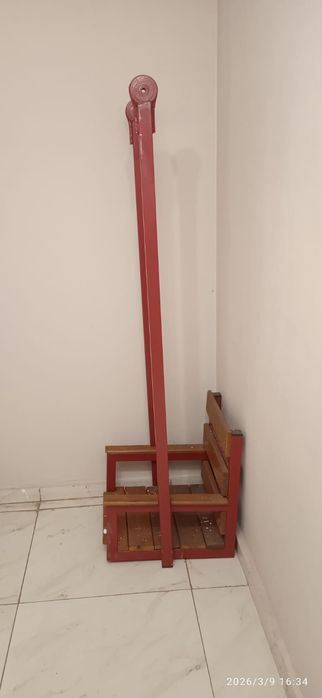 Продам     Качелю