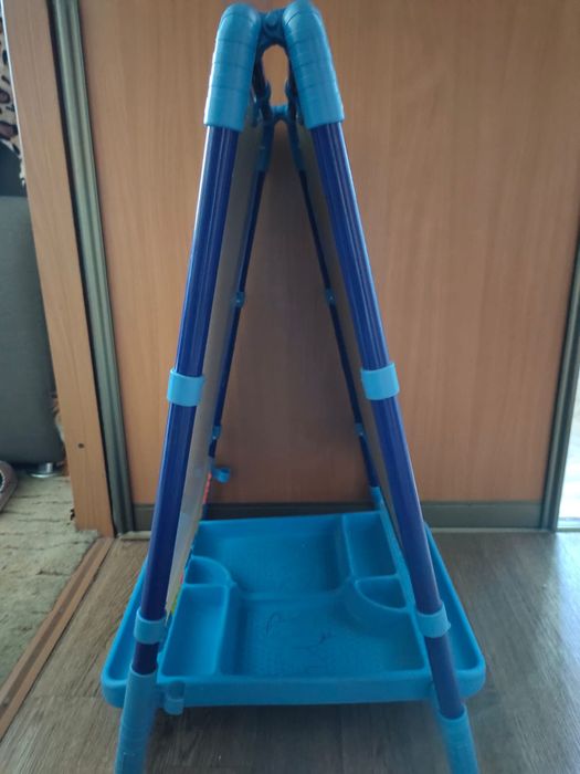 Продам мольберт детский