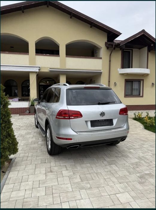 VOLKSWAGEN Touareg 2012 — imagine 4