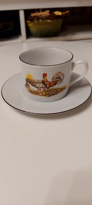 2 сета за кафе плюс 3 съда за съхранение плюс солница и пиперница