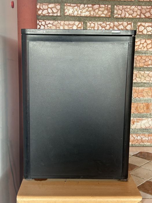 Frigider mic de vanzare