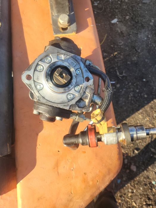 Гнп тойота авенсис 2.2 д-кат 177 коня