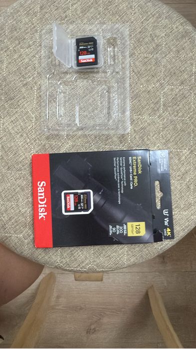 Карта памяти sandisk новая