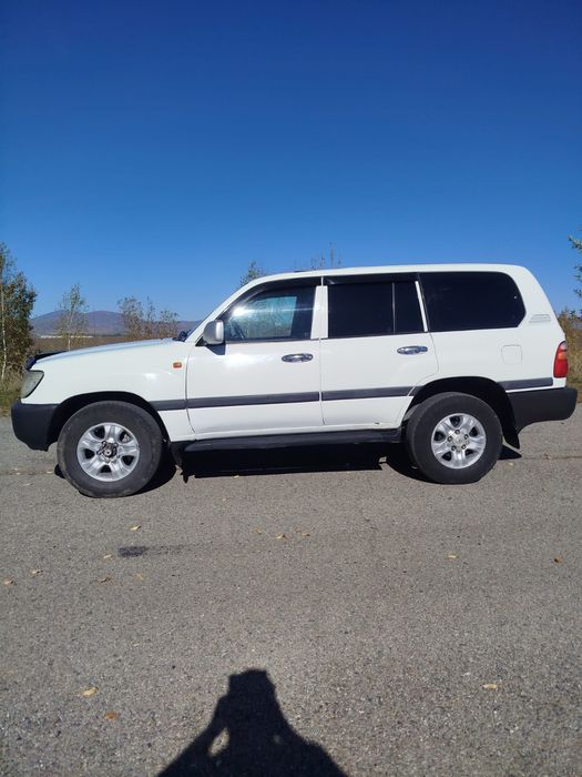 Продам Land Cruiser 105