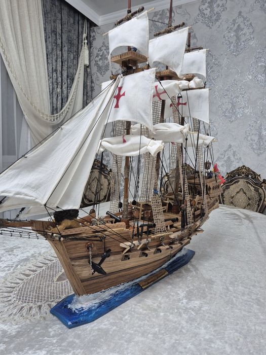 Парусный испанский фрегат