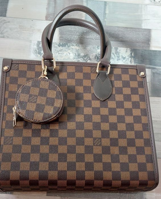 Дамска чанта Louis Vuitton