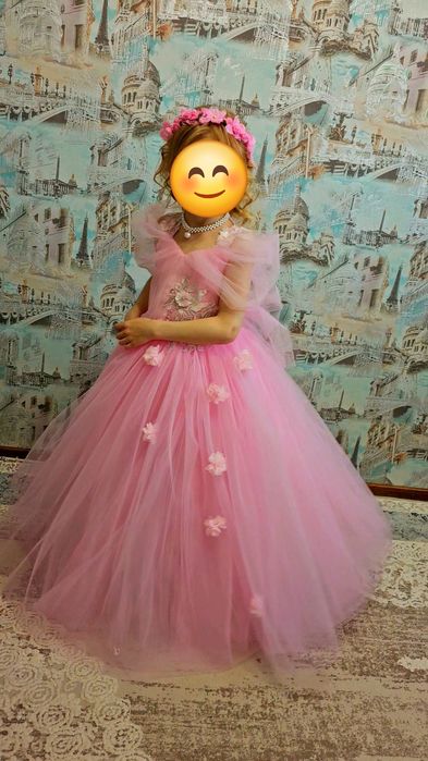 Продам платье на девочку