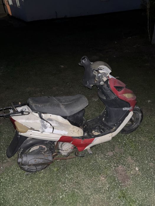 Продам бензиновый скутер