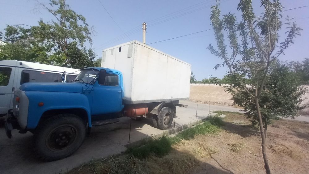 Yuk avto moshina gaz 53