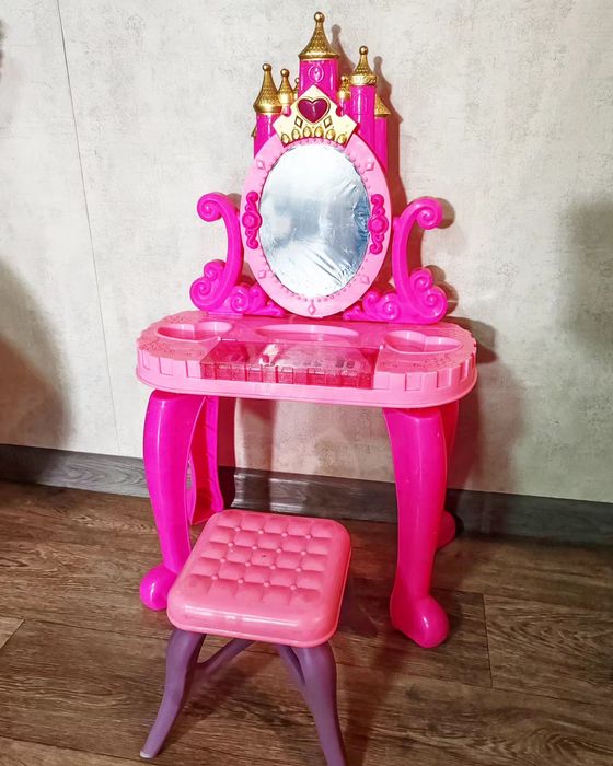 Детское трюмо для девочки