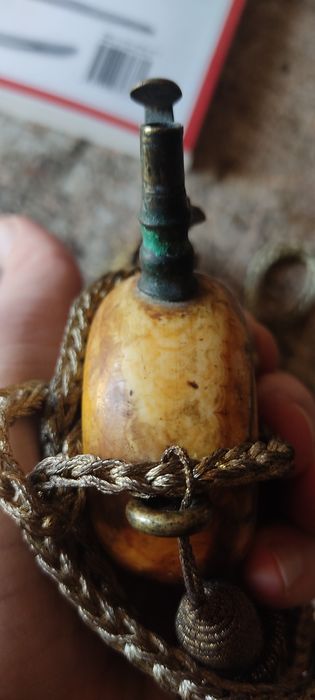 Corn praf pușca  sabie veche secol 17