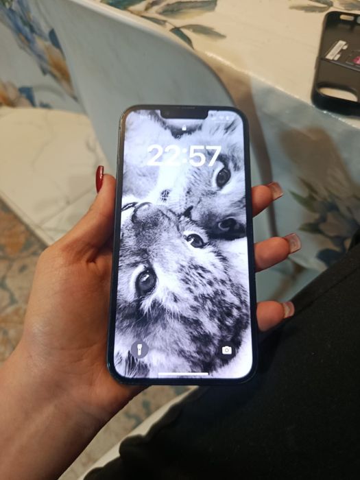 iPhone 13 продам срочно торг есть