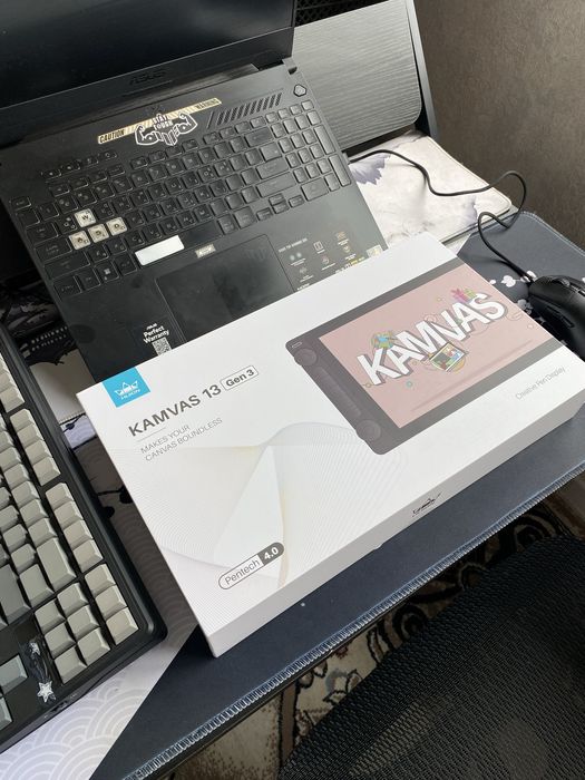 Графический планшет с Экраном Huion Kamvas 13 Gen3 2025 + подставка